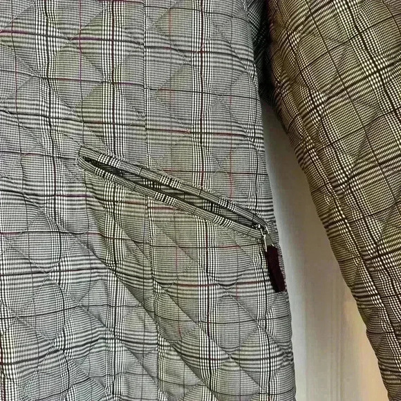 Croft and Barrow winter coat with hood - Picture 4 of 4